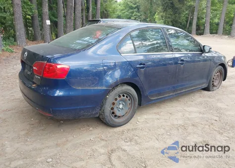 2013 Volkswagen Jetta 2.5L Se from USA, damaged, VIN 3VWDP7AJ6DM356188